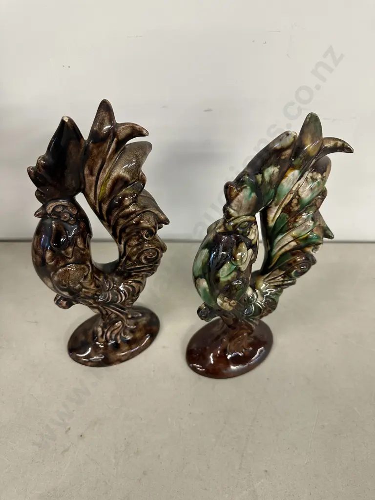 Vintage Green & Brown Roosters Signed Arnels H30cm. Image 1++